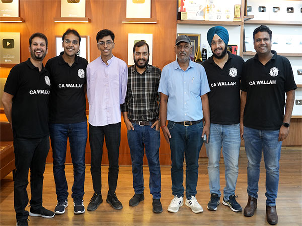 Image (L-R): Ankit Mundra, CA Nitin Goel, Kushagra Roy (CA Inter AIR-1), Alakh Pandey (Founder & CEO), Kapil Deo Roy (Kushagra's Father), CA Jasmeet Singh, CA Sunil Keswani