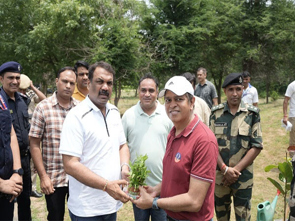 Max Life Plants 25,000 Trees at BSF Camp, Sohna Road, Gurugram