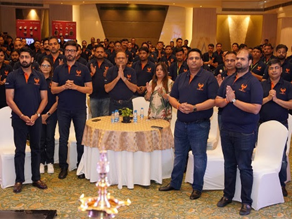 L to R: Rishabh Gupta, Manish Agrawal (Director, Fortune Marketing), Manoj Gupta (Managing Director Fortune Marketing), Atul Gupta (Director, Secureye), Mudit Goenka (Branch Head)