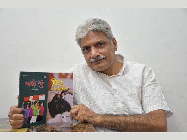 Journalist Manoj Dhiman with the books.