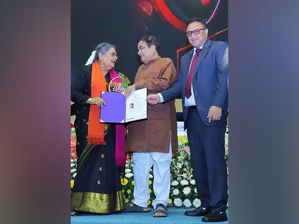 Celebrating excellence in music! Usha Uthup Iyer receives the Lifetime Achievement Award from Union Minister Nitin Gadkari and Senior Advocate Pradeep Rai, Chairman of ILRF