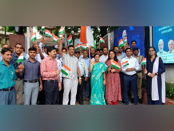 "Har Ghar Tiranga' campaign Led by Union Minister Nimu Ben Bambhaniya"