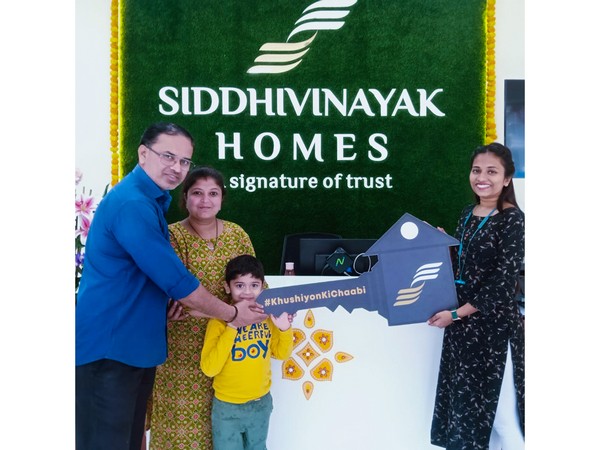 Siddhivinayak Homes welcomes a new family to their community