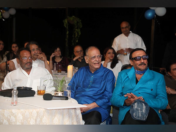 Achyut Potdar with Director Shashilal Nair and Jackie Shroff