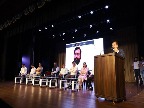 Dignitaries on stage