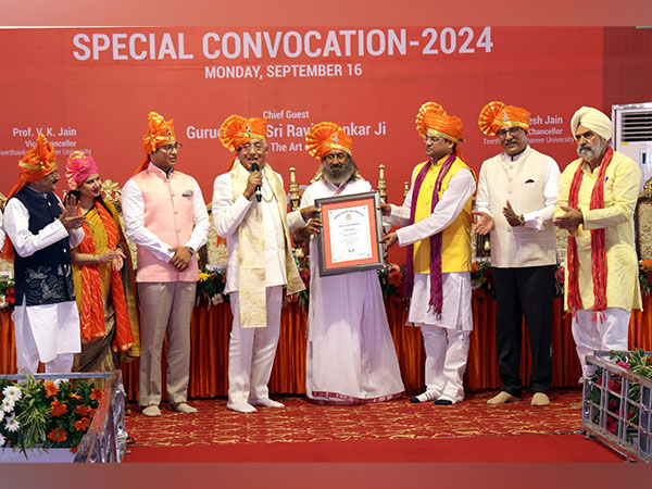 Gurudev Sri Sri Ravi Shankar Honored with Honorary Doctorate at TMU Special Convocation