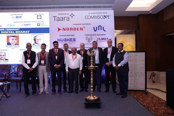 L to R: TV Ramachandran, BIF, Dharmender Khajuria, Airtel, A Robert J Ravi, BSNL, Puneet Garg, Jio, Niraj Verma, DoT, Anil Tandan, BIF Sanjay Nagpal, Taara, Andrew Webster, CommScope