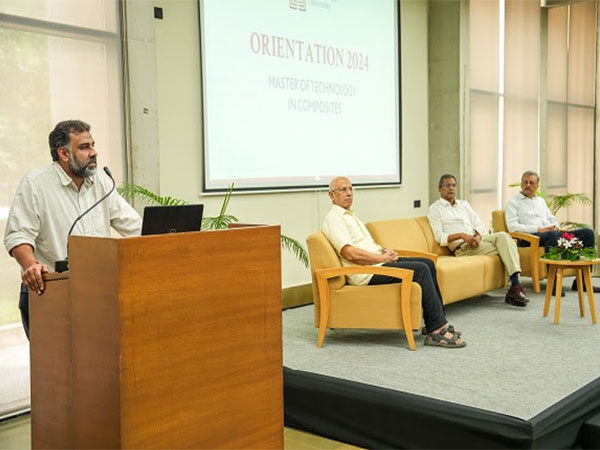 Punit Lalbhai of Arvind Limited speaks to students and dignitaries, emphasising the vast potential and opportunities of Ahmedabad University's MTech in Composites programme