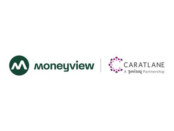 Moneyview-CaratLane Logo