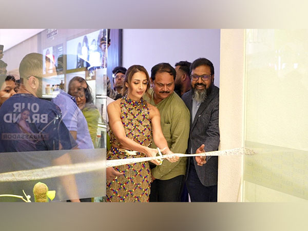 Bollywood actor Malaika Arora inaugurates Page3 Luxury Salon's 30th outlet at Bengaluru's Forum South Mall, joined by Page3 Founder C.K. Kumaravel and CEO & Director Shanmugha Kumar.