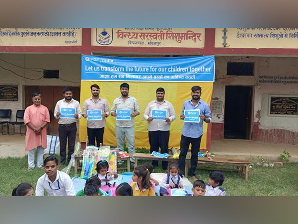 IYDF and Annakuta Marwadi Bhojnalay Bring Joy and Support to Children in Mirzapur