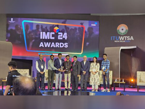 IIIT Hyderabad's Smart City Living Lab Wins 'Best Education Institute Exhibit Of The Year' Award at India Mobile Congress 2024