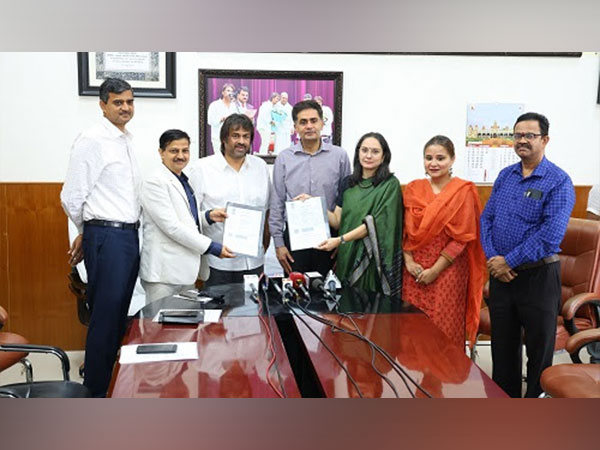 The J-PAL South Asia team with the Minister and senior officials from the Dept. of School Education and Literacy, Karnataka, after signing the MoU. Photo: GoK