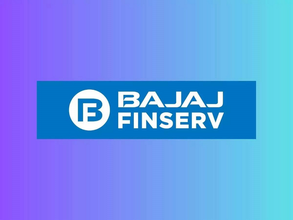 Bajaj Finserv empowers investors to strike the perfect balance between long-term and short-term financial goals.