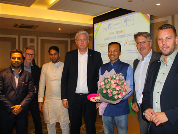 (L to R) Saurabh Bhagat, Stephan Wittekind, Rahul Kumar, Patrick Burghardt, Navin Jindal, Manfred Ockel, and David Rendel.