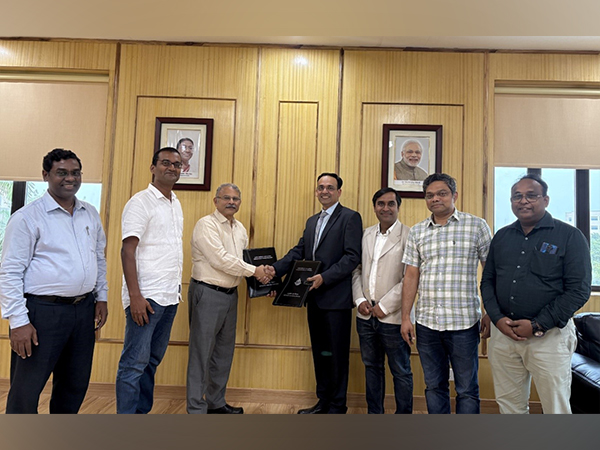 MOSart Labs signs MOU with IIT Bhubaneswar for Diploma program