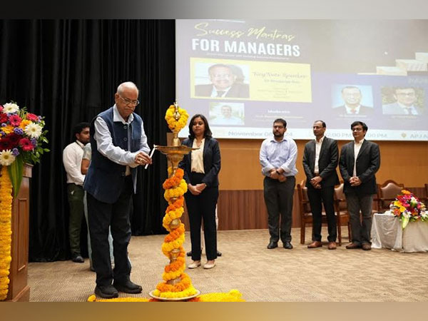 Dr Bhujanga Rao, Chairman-KIMS Foundation & Research Centre lights the lamp at the Success Mantra for Managers event