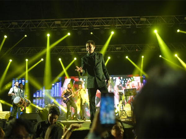 Sukhwinder Singh Live Concert at SP Kingstown, Pune