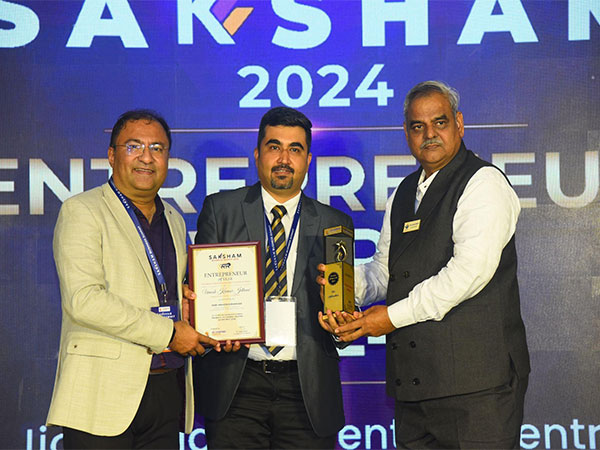 ApkiReturn Wins 'Emerging Startup of the Year: Tax Automation' at Saksham Summit 2024