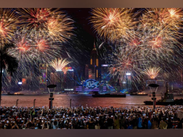 Image of the Fireworks at Hong Kong Victoria Harbour, Image credit - Hong Kong Tourism Board