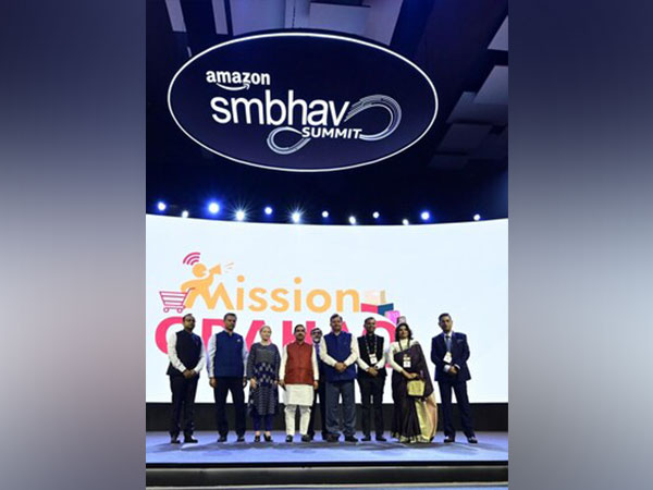 Dignitaries at the Amazon Smbhav Summit 2024