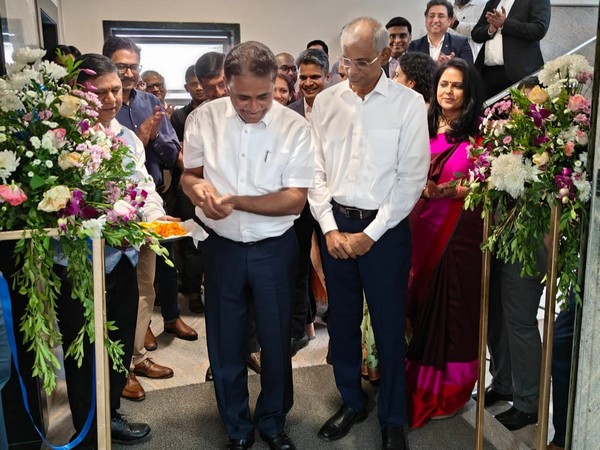 Spark PWM's management team and their esteemed client inaugurated the new office in Hyderabad. Spark PWM is now present in 12 cities across India