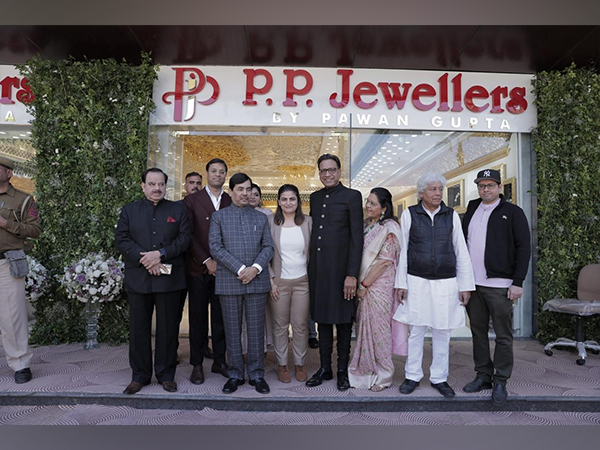 "P.P. Jewellers by Pawan Gupta is a Symbol of Tradition & Craftsmanship" - Syed Shahnawaz Hussain at Gurugram Showroom Launch