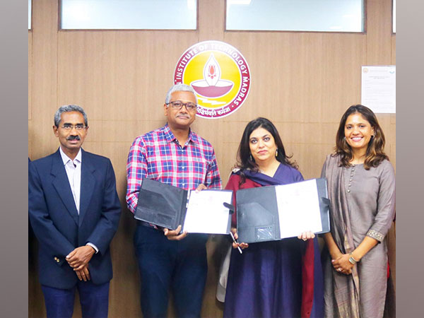 (L-R) Dr. Thillai Rajan, Professor, IIT Madras - Dr. Manu Santhanam, Dean (IC & SR), IIT Madras -  Shweta Rajpal Kohli, President & CEO, SPF - Avantika Gode, Vice President, SPF