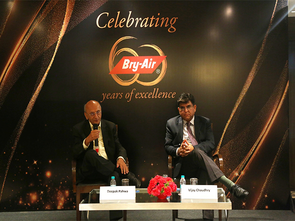 Left - Deepak Pahwa, Chairman, Pahwa Group and Managing Director of Bry-Air (Asia) Right - Vijay Chaudhry, CEO, Bry-Air (Asia)