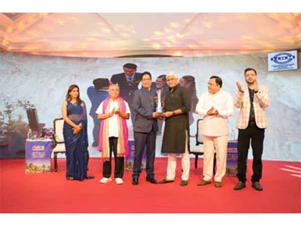 IIHM Founder Suborno Bose Receives Lifetime Achievement Award for Hospitality and Education from Union Tourism Minister