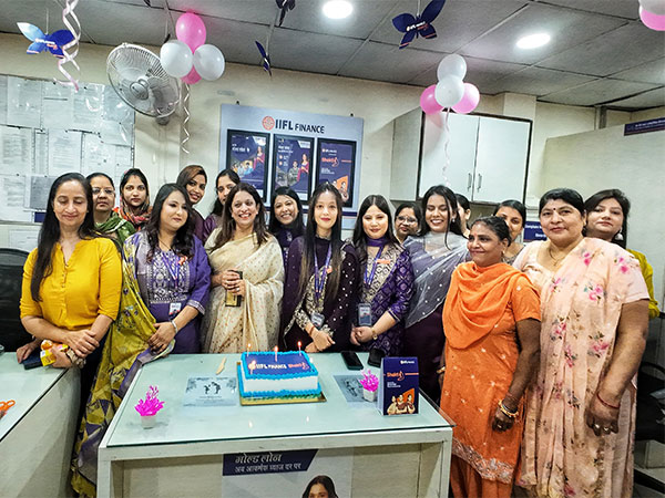 IIFL Finance Rebrands Seven Existing Branches into All Women Staffed 'Shakti' Branches on Women's Day