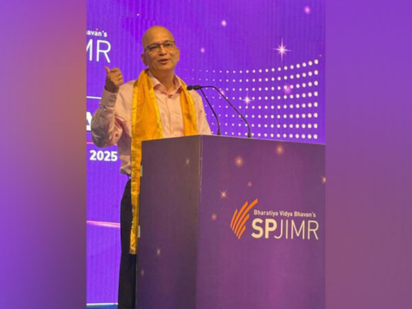 Chief Guest Nitin Paranjpe, Non-Executive Chairman of Hindustan Unilever, delivered the Convocation Address