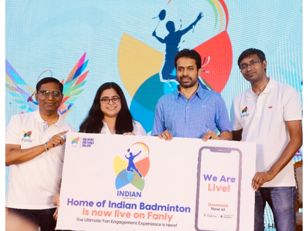 Srinivasan Babu and Saravanan Kanagaraju, Co-founders of Fanly; Sridevi Sira, VP of The Smart Bridge and former NASSCOM Skills Lead; Padma Bhushan Sri Pullela Gopichand, Chief National Coach, Indian Badminton.