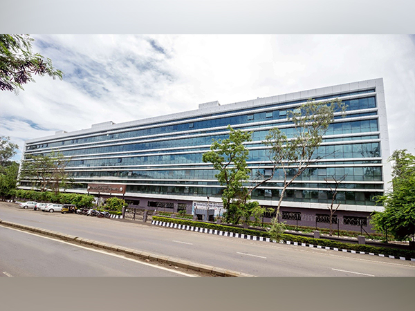 The Universal SkillTech University building on Kaman Bhiwandi Road, Vasai