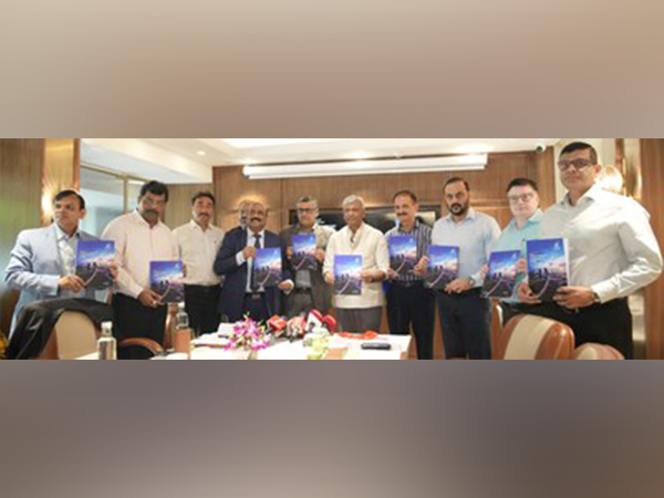 Sanjiv Shankar, Additional Secretary, Ministry of Consumer Affairs, along with industry leaders, launches the AIDCF-EY Report on the State of Cable TV Distribution in India in New Delhi.