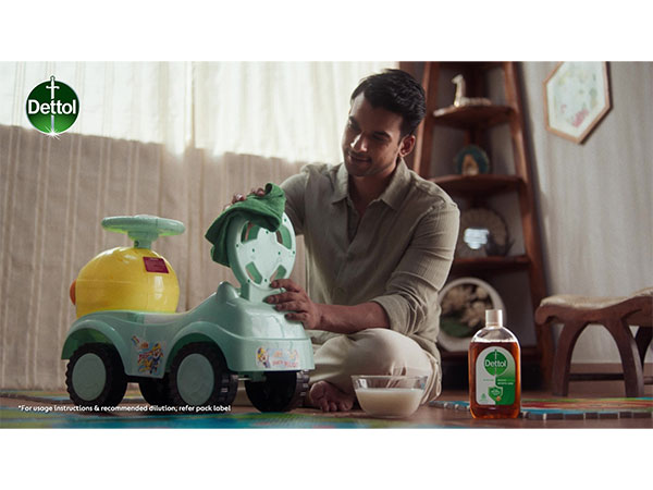 Dettol Celebrates Father's Day with #DadsCanToo Campaign, Promotes Shared Parenting