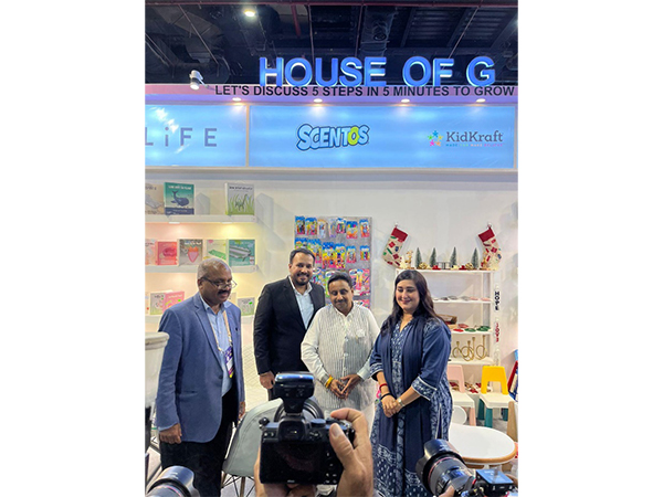 (L-R): Pawan Gupta (Ex-VP, TAI), Praveen Khandelwal (MP), and Bansuri Swaraj (MP) at Toy Biz International 2024.