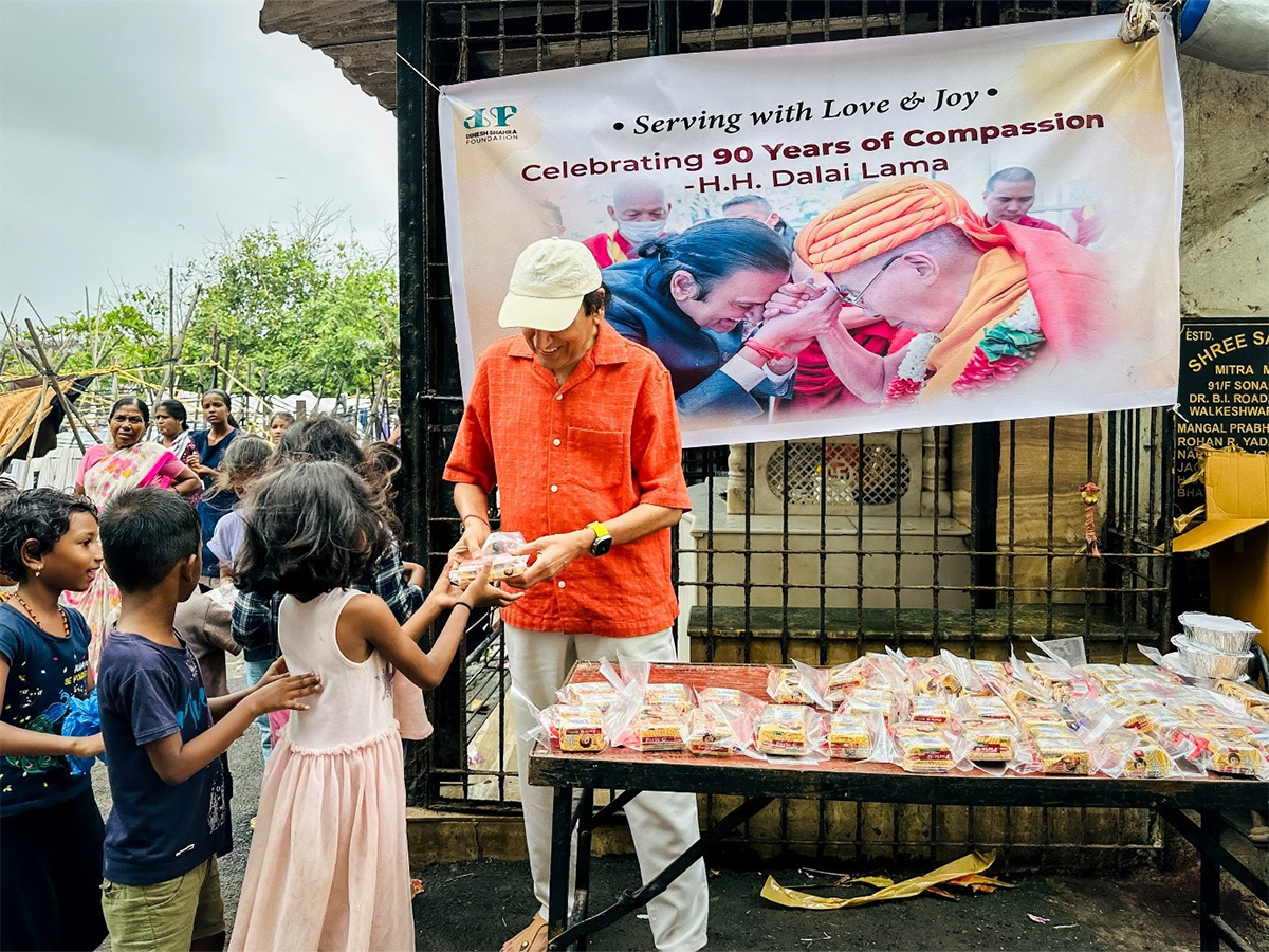 Dr. Dinesh Shahra Celebrates HH the Dalai Lama's 90th Birthday with Annadanam: A Tribute to Compassion and Oneness