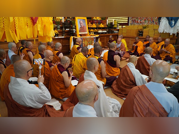 Tibetans and Koreans celebrate His Holiness the Dalai Lama's 90th birthday with a long-life prayer ceremony (Source: Central Tibetan Administration)