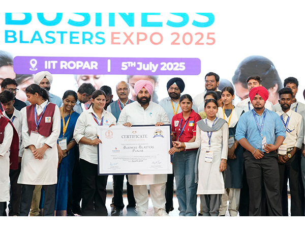 "Punjab Education Minister Harjot Singh Bains with student entrepreneurs at Business Blasters Expo 2025 at IIT Ropar."