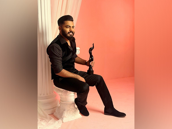 A Starry Night for Marathi Cinema as 'Yek Number' Shines at Filmfare Marathi Awards