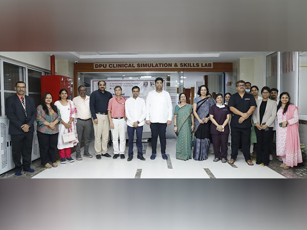 Dr. Yashraj Patil with dignitaries from Dr. D. Y. Patil Medical College, Hospital & Research Centre at the launch of the EndoPlay Skill Lab