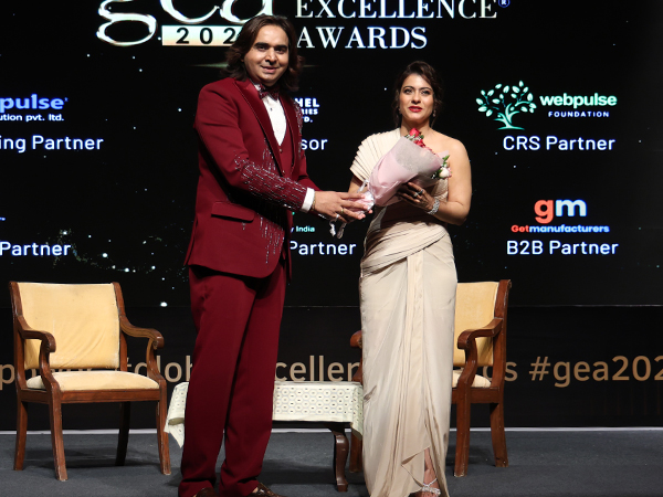At GEA 2025, Brand Empower's Founder Rahul Ranjan Singh joins Chief Guest Mrs. Kajol Devgan in a shining moment of celebration