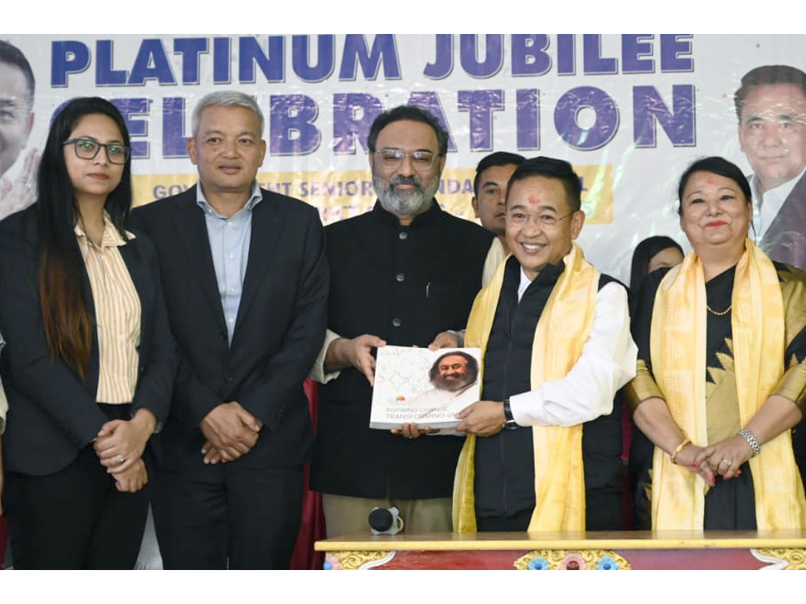 CM Shri Prem Singh Tamang, Minister Shri Raju Basnett, Shri Prasana Prabhu, Chairman, AOL-SSRDP & SSIAST, and other dignitaries