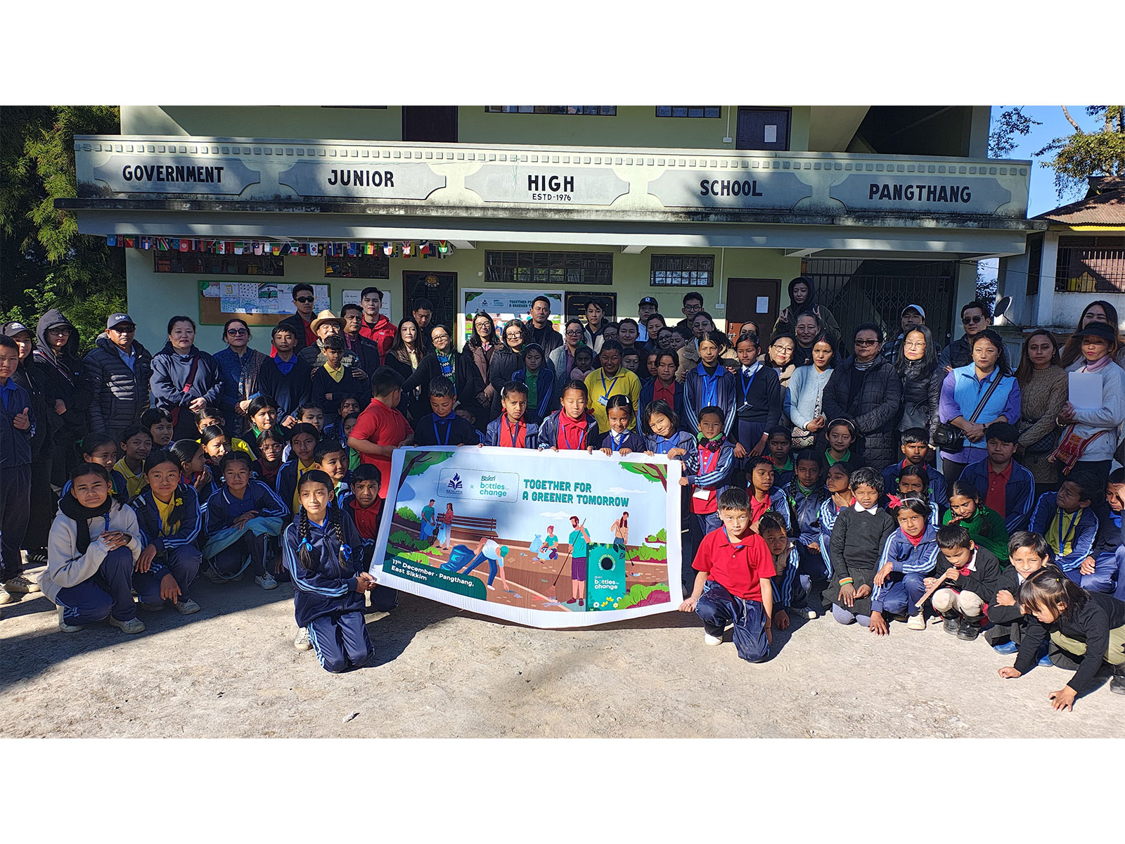 Bisleri International and Katalytic Charter Educational Foundation came together to conduct a Mega Cleanliness Drive