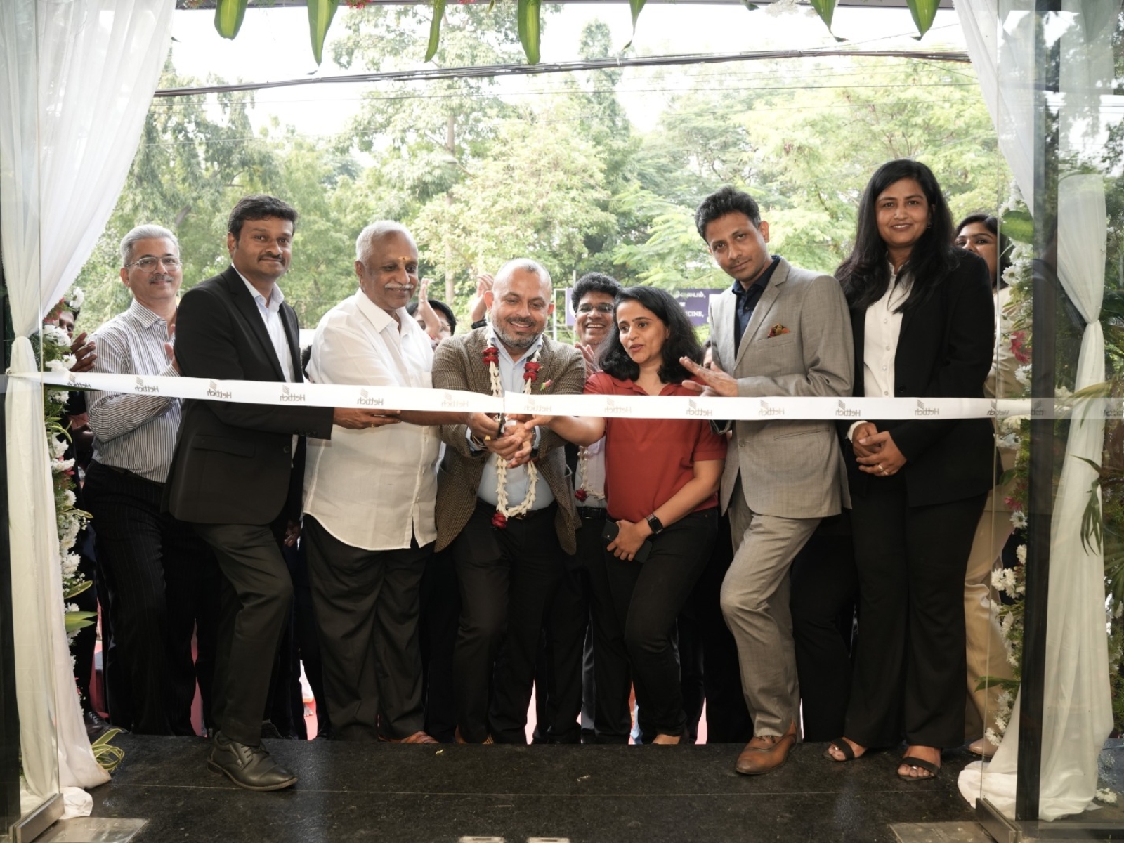 L-R: Nanda Kishor (ZSM, Hettich India), Rahul Thakkar (Director-Sales, Hettich India), Kaavya Sekar (Director, Auvery Buildtech & Haus Concepts), Ankit Kulshrestha (Head-APC/HEX/LIGHTS).