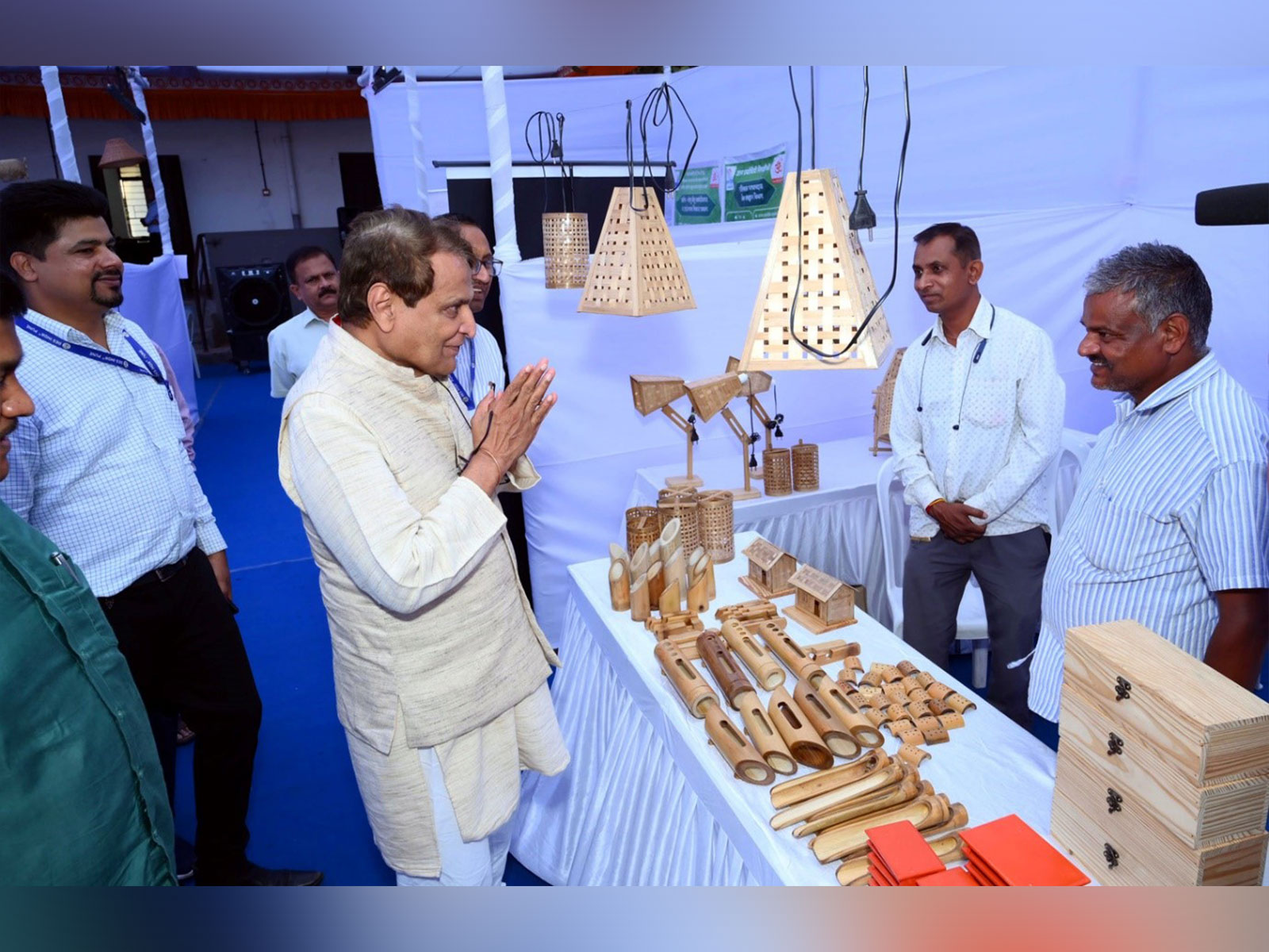 Bamboo industry needs cooperative push to transform rural economy: Suresh Prabhu