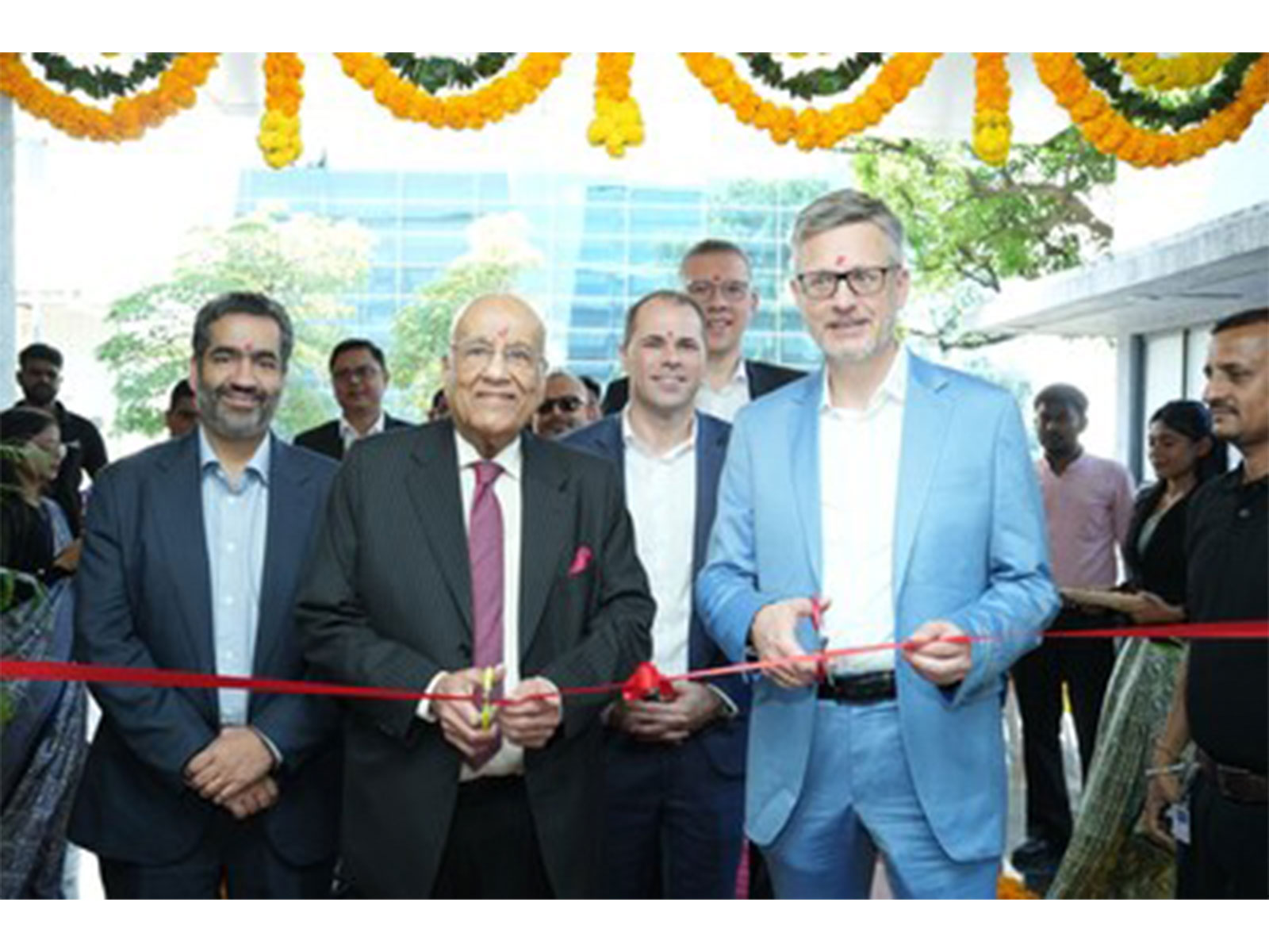 L-R: Mr. Akshay Poddar - Director, Mr. Saroj Poddar - Chairman, Mr. Andre Eckholt - Managing Director, Hettich India, SAARC, Middle East & Africa and Dr. Andreas Hettich - Chairman