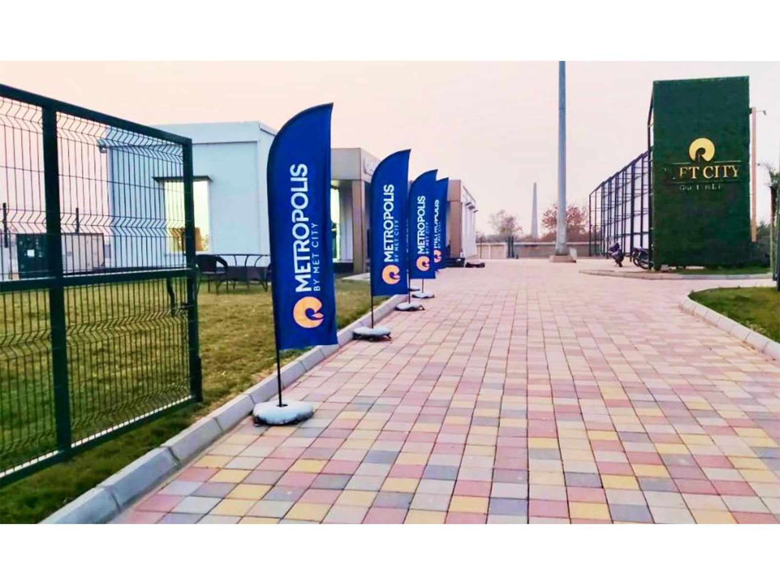 Metropolis by Reliance MET City