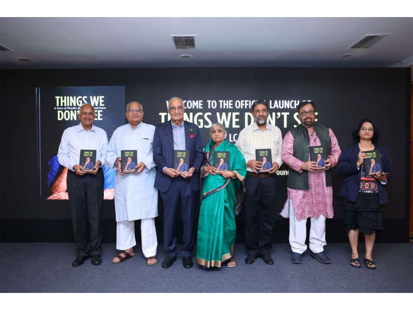 L to R: S. Mahalingam, Uday Chandra Singh, LC Singh, Heeravati Singh, Nirmal Jain, Pankaj Parashar and Swati Singh at the launch of LC Singh's memoir Things We Don't See